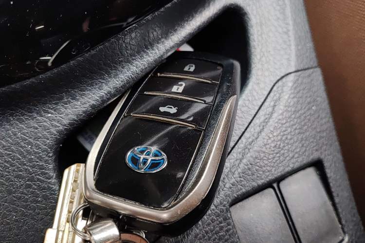 Used Toyota Corolla Hybrid E+ 2020 1.8L E-CVT Comfort Edition Vehicle Key