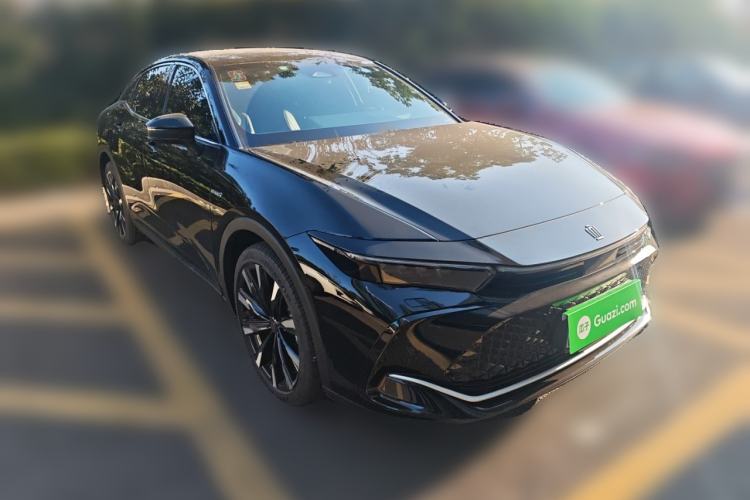 Used Toyota Crown 2023 2.4T SportCross HEV Four-Wheel Drive Ultimate Edition Front Right 45 Deg