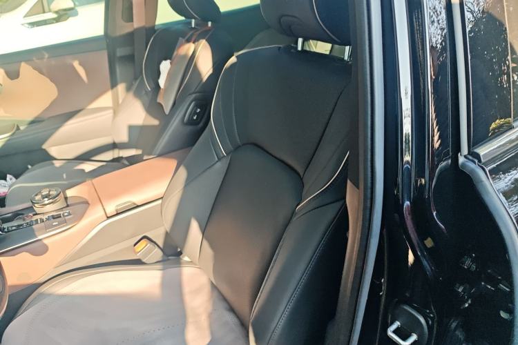 Used Toyota Crown 2023 2.4T SportCross HEV Four-Wheel Drive Ultimate Edition Left Front Seat