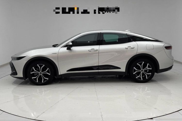 Used Toyota Crown 2023 2.5L SportCross HEV Two-Wheel Drive Prestige Edition Exterior 3