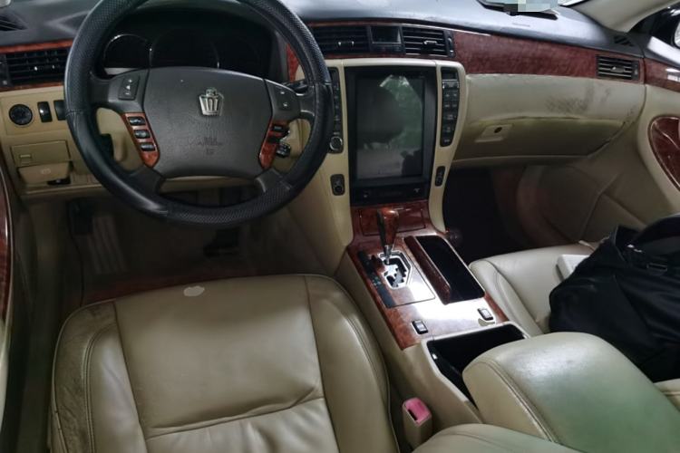 Used Toyota Crown 2005 3.0L Royal Saloon Center Console