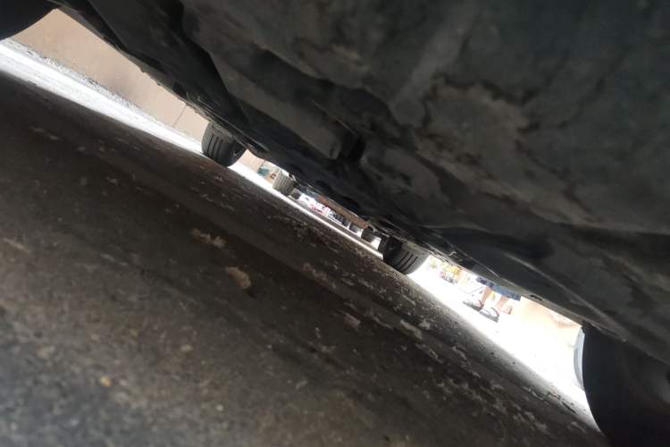 Used Toyota Crown 2005 3.0L Royal Chassis Front