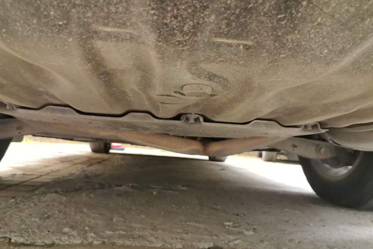 Used Toyota Crown 2005 3.0L Royal Chassis Rear