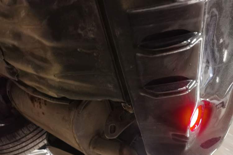 Used Toyota Crown 2005 2.5L Royal Chassis Rear Right