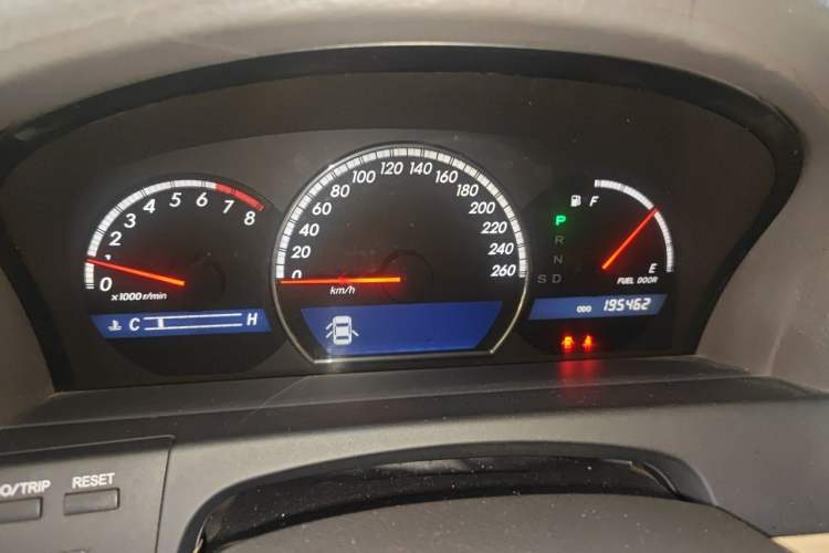 Used Toyota Crown 2005 3.0L Royal Saloon Instrument Cluster