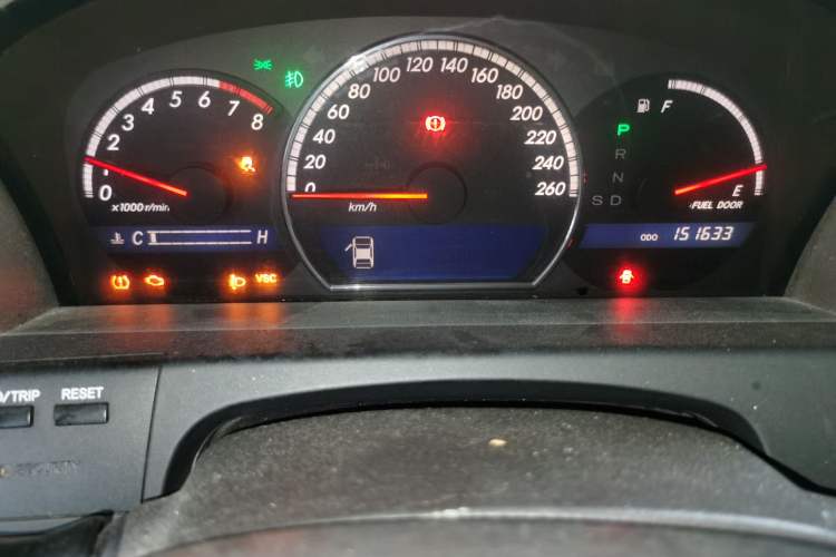 Used Toyota Crown 2005 3.0L Royal Saloon Instrument Cluster