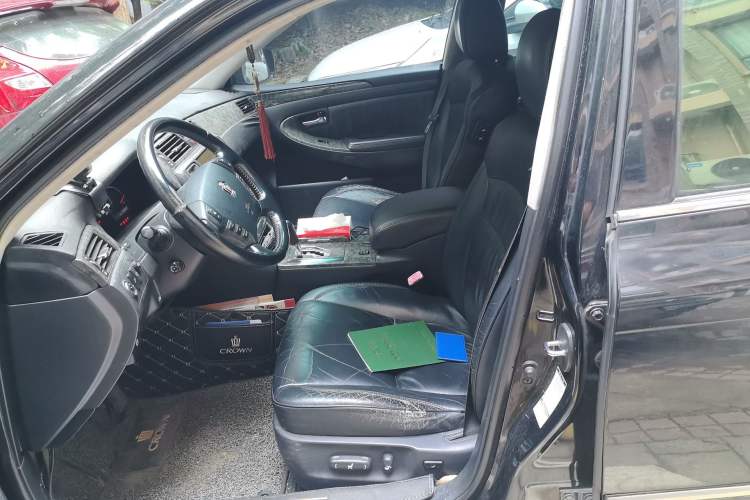 Used Toyota Crown 2005 3.0L Royal Left Front Seat