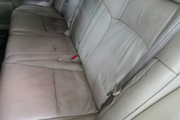 Used Toyota Crown 2005 3.0L Royal Saloon Left Rear Seat