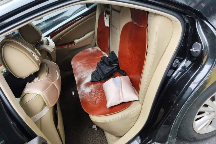 Used Toyota Crown 2005 2.5L Royal Left Rear Seat