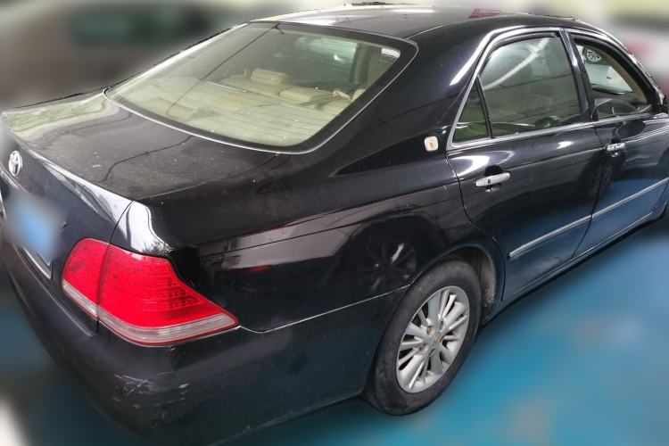 Used Toyota Crown 2005 3.0L Royal Saloon Rear Right 45 Deg