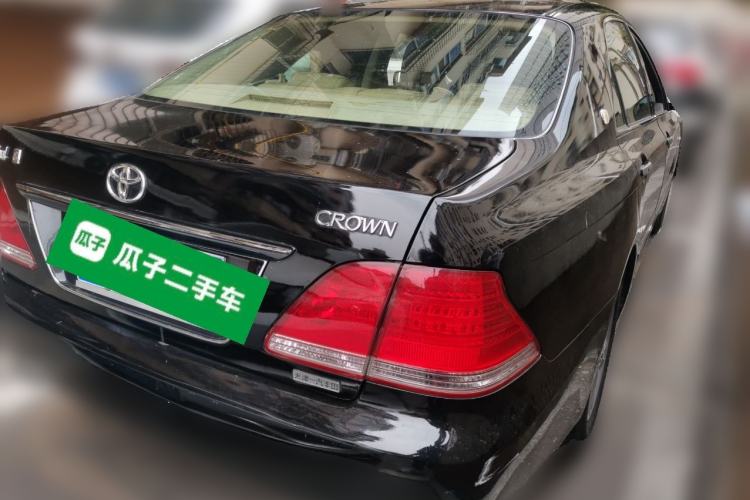 Used Toyota Crown 2005 3.0L Royal Rear Right 45 Deg