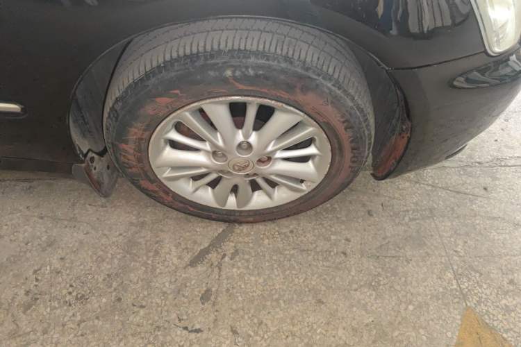 Used Toyota Crown 2005 3.0L Royal Saloon Right Front Wheel Hub