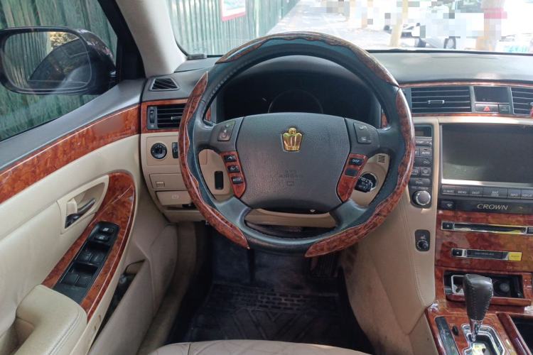 Used Toyota Crown 2005 3.0L Royal Saloon Steering Wheel