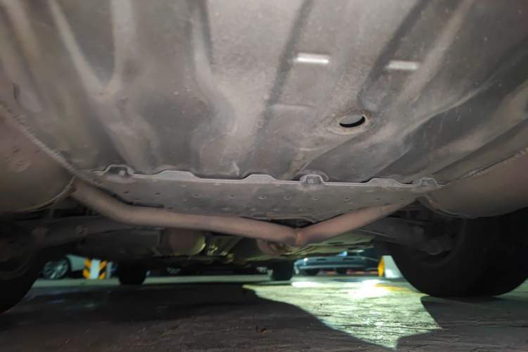Used Toyota Crown 2005 3.0L Royal Saloon Chassis Rear
