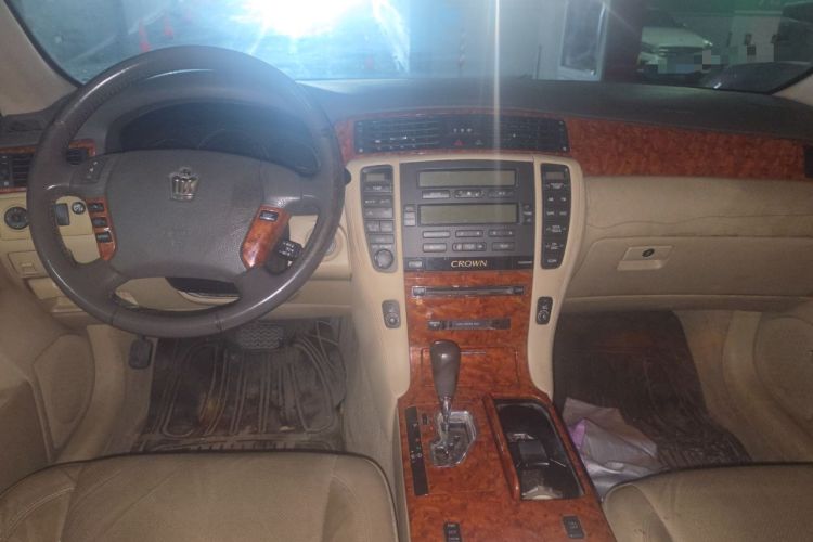 Used Toyota Crown 2006 2.5L Royal Leather Edition Center Console
