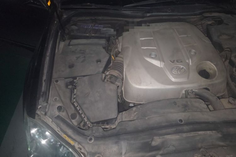 Used Toyota Crown 2006 2.5L Royal Leather Edition Engine Bay Right