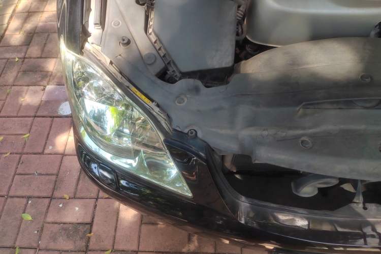 Used Toyota Crown 2006 2.5L Royal Leather Edition Engine Bay Right