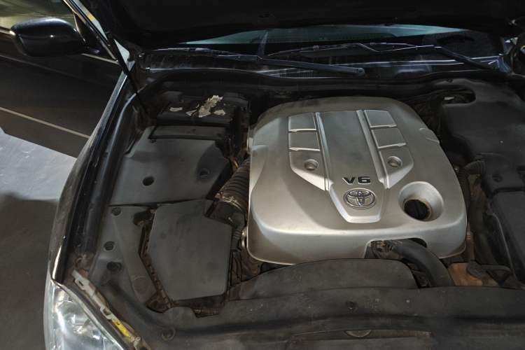 Used Toyota Crown 2006 2.5L Royal Leather Edition Engine Bay Right