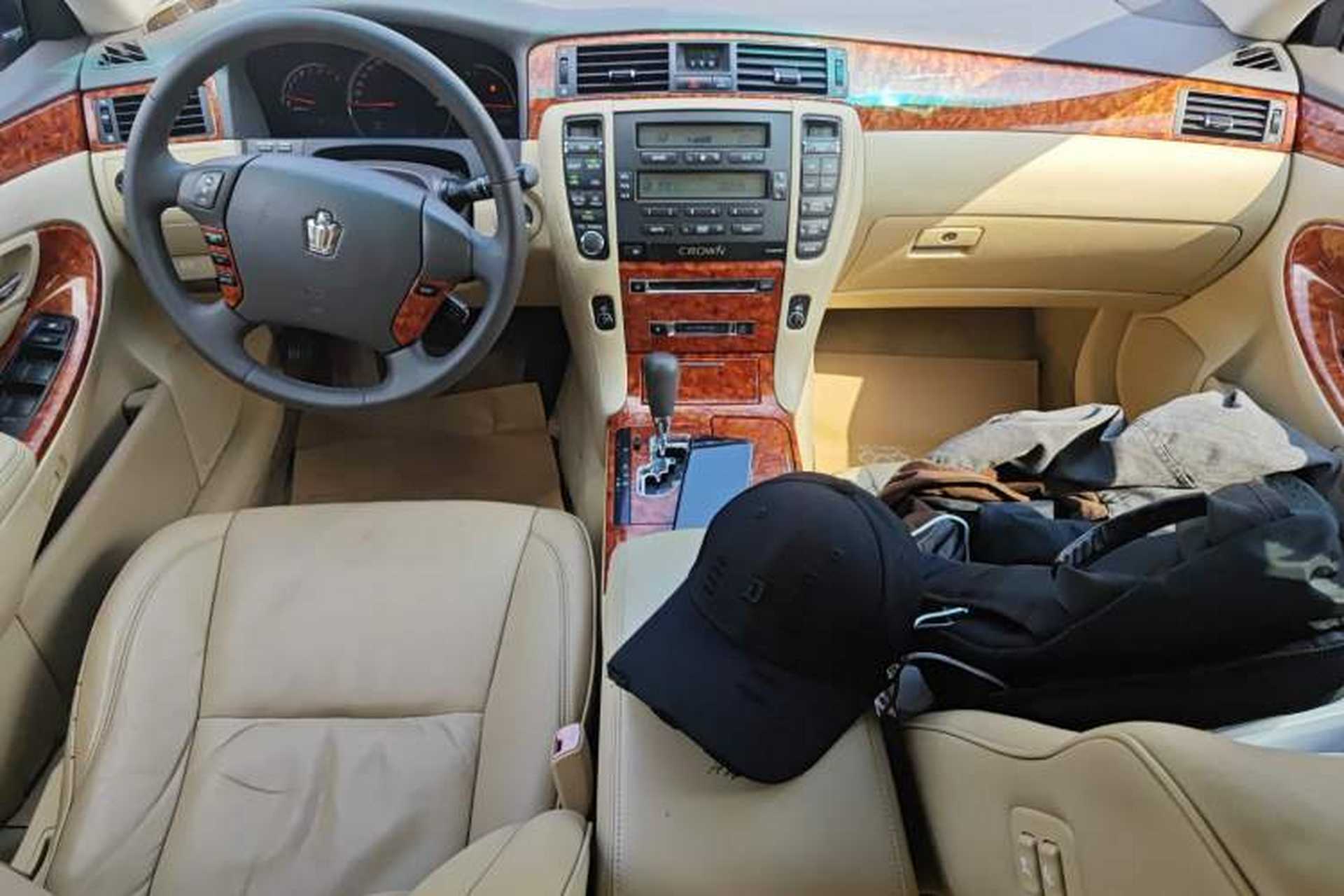 Used Toyota Crown 2006 2.5L Royal Leather Edition Headliner