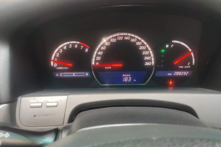 Used Toyota Crown 2006 2.5L Royal Leather Edition Instrument Cluster