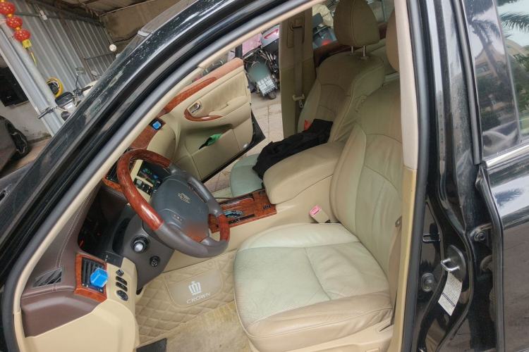 Used Toyota Crown 2006 2.5L Royal Leather Edition Left Front Seat