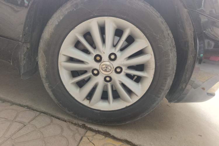 Used Toyota Crown 2006 2.5L Royal Leather Edition Right Front Wheel Hub