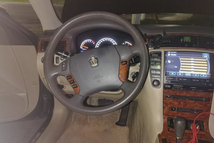 Used Toyota Crown 2006 2.5L Royal Leather Edition Steering Wheel