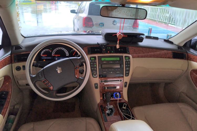 Used Toyota Crown 2007 2.5L Royal Special Edition Center Console