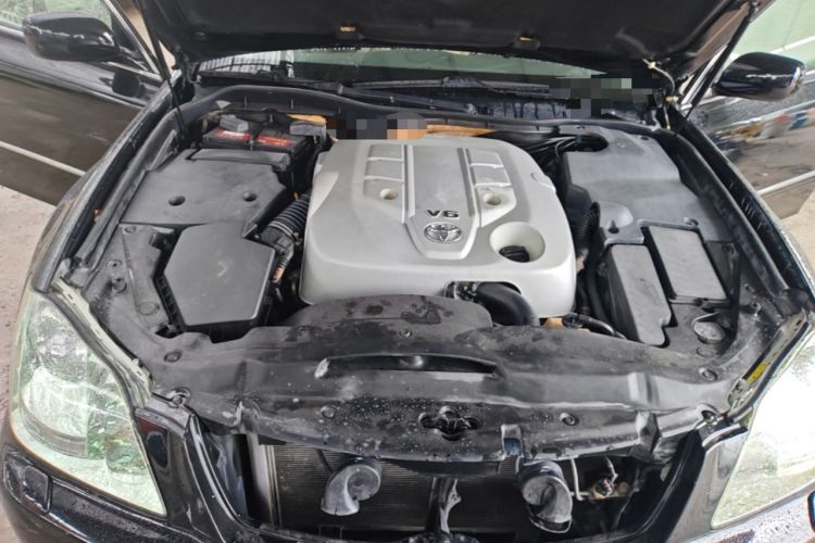 Used Toyota Crown 2007 2.5L Royal Genuine Leather Edition Engine Bay
