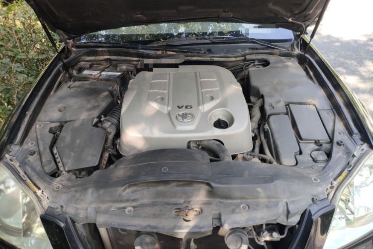Used Toyota Crown 2007 2.5L Royal Special Edition Engine Bay