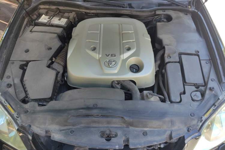 Used Toyota Crown 2007 3.0L Royal Saloon Navigation Engine Bay