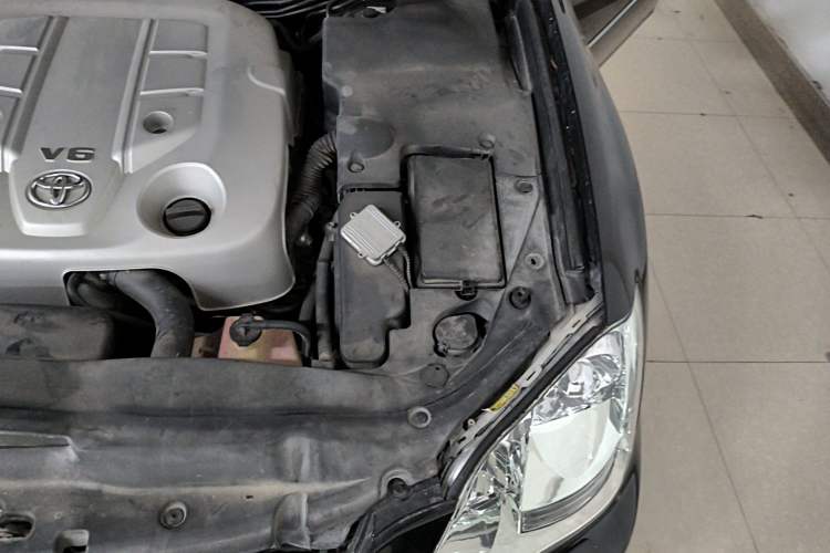 Used Toyota Crown 2007 2.5L Royal Navigation Edition Engine Bay Left