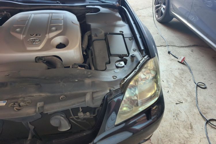 Used Toyota Crown 2007 2.5L Royal Navigation Edition Engine Bay Left