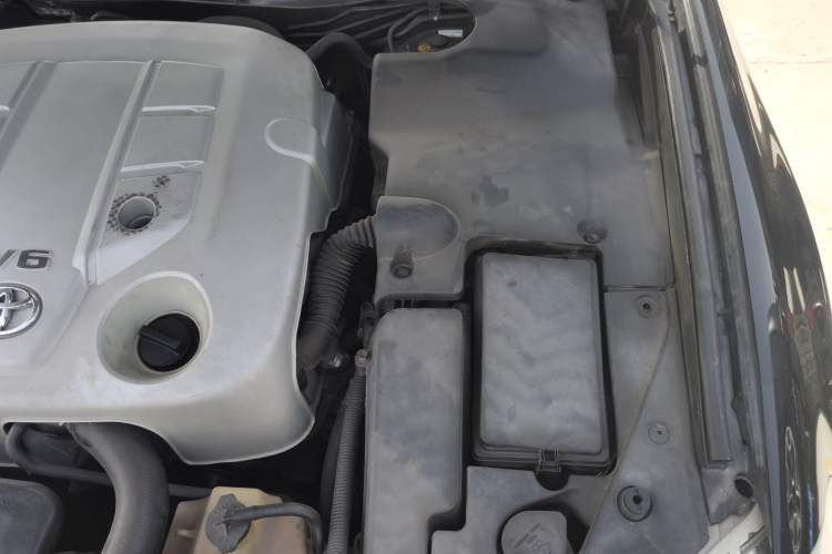 Used Toyota Crown 2007 3.0L Royal Saloon Stylish Navigation Engine Bay Left