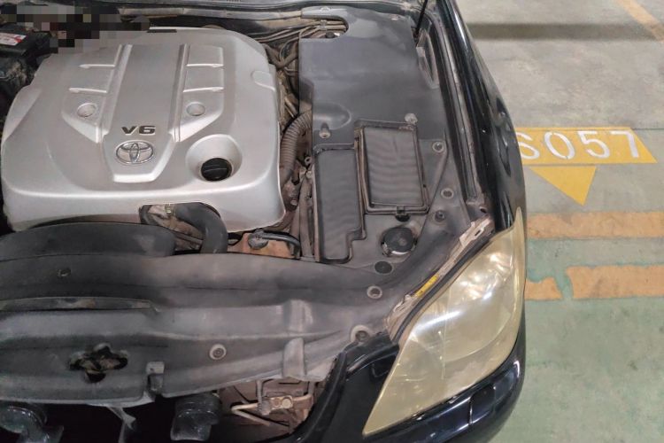 Used Toyota Crown 2007 2.5L Royal Special Edition Engine Bay Left