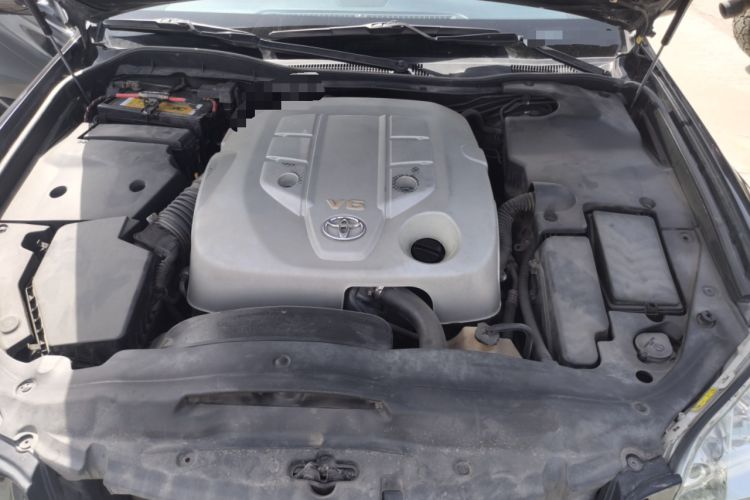 Used Toyota Crown 2007 3.0L Royal Saloon Stylish Navigation Engine Bay