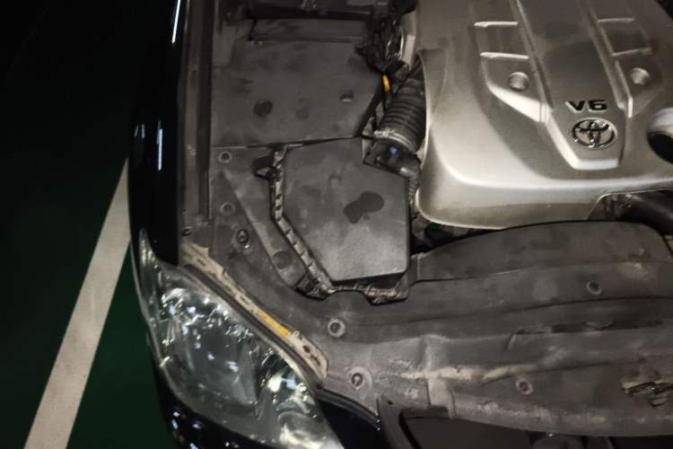 Used Toyota Crown 2007 3.0L Royal Saloon Standard Engine Bay Right