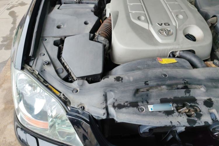 Used Toyota Crown 2007 2.5L Royal Special Edition Engine Bay Right