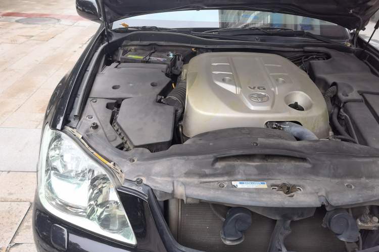 Used Toyota Crown 2007 2.5L Royal Navigation Edition Engine Bay Right
