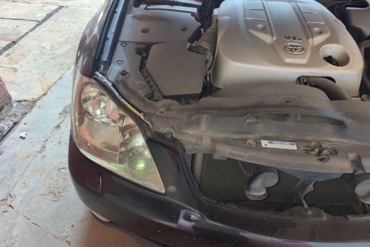 Used Toyota Crown 2007 2.5L Royal Navigation Edition Engine Bay Right
