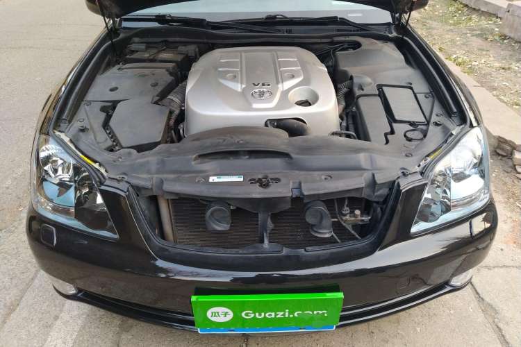 Used Toyota Crown 2007 3.0L Royal Saloon Stylish Navigation Engine Bay