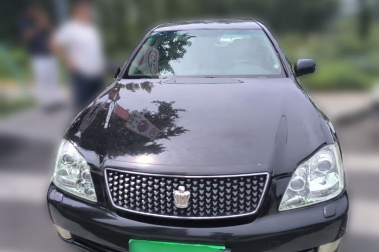 Used Toyota Crown 2007 2.5L Royal Genuine Leather Edition Front
