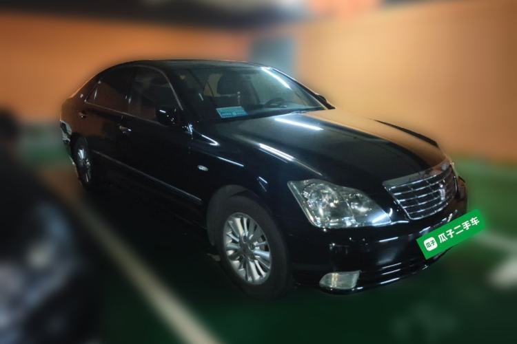 Used Toyota Crown 2007 3.0L Royal Saloon Standard Front Right 45 Deg