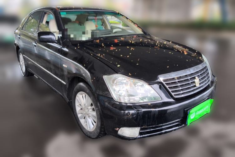 Used Toyota Crown 2007 2.5L Royal Special Edition Front Right 45 Deg