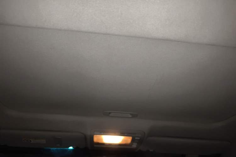 Used Toyota Crown 2007 3.0L Royal Saloon Standard Headliner