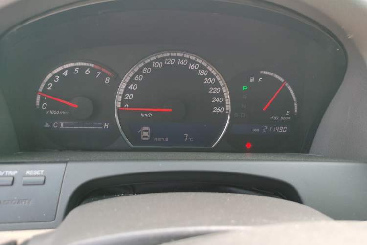 Used Toyota Crown 2007 2.5L Royal Special Edition Instrument Cluster