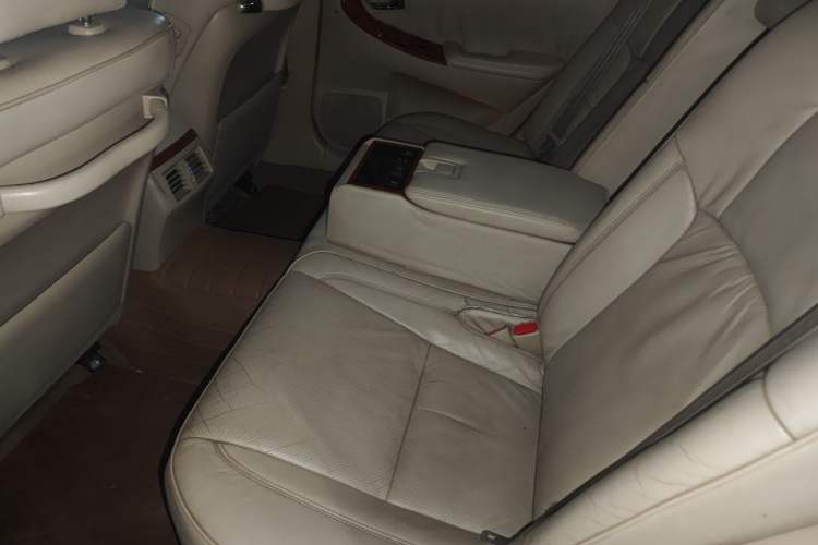 Used Toyota Crown 2007 2.5L Royal Special Edition Left Rear Seat