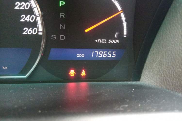 Used Toyota Crown 2007 2.5L Royal Genuine Leather Edition Odometer Close Up