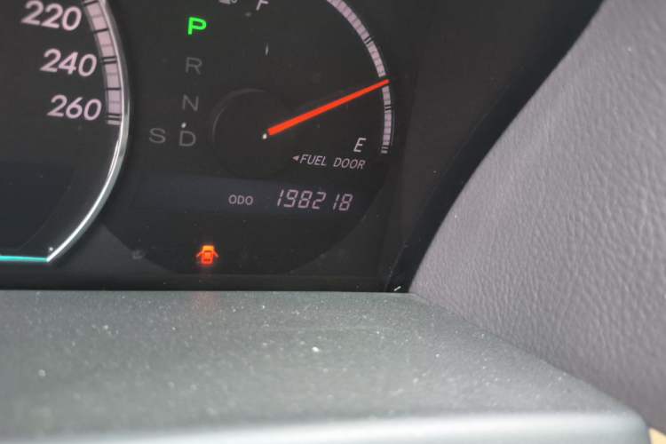 Used Toyota Crown 2007 2.5L Royal Genuine Leather Edition Odometer Close Up
