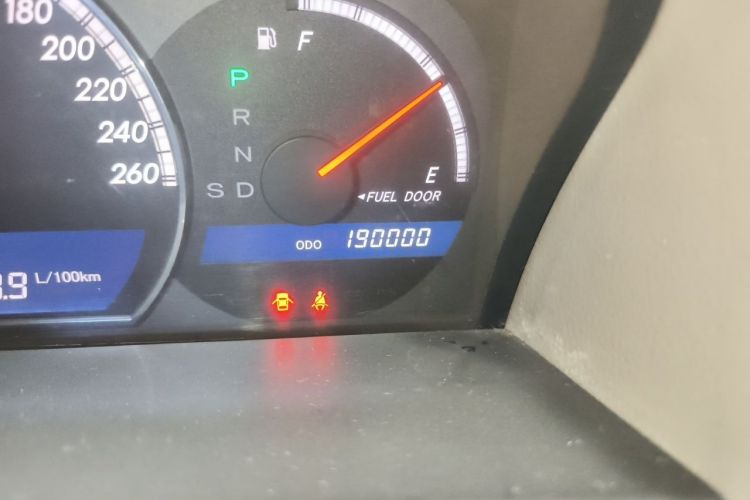 Used Toyota Crown 2007 2.5L Royal Navigation Edition Odometer Close Up